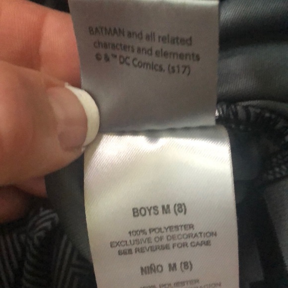 Boys size 8 shorts - Picture 4 of 4